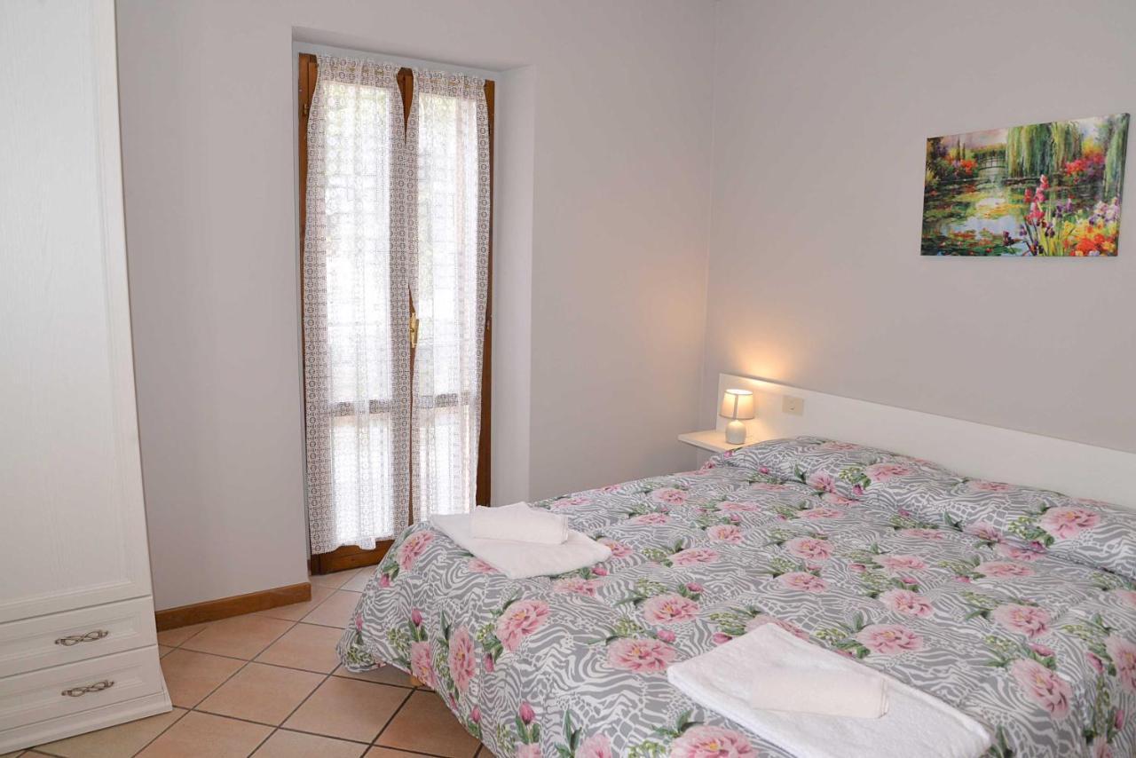 Camere Paolo Assisi Luaran gambar